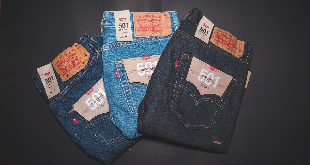 Which Is Better? 501 vs 505 Jeans. A Detailed Comparison.