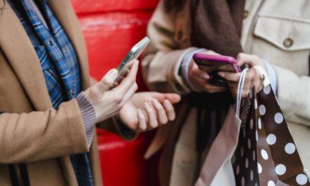 Free Clothes Selling Apps: The Future of Second-Hand Fashion