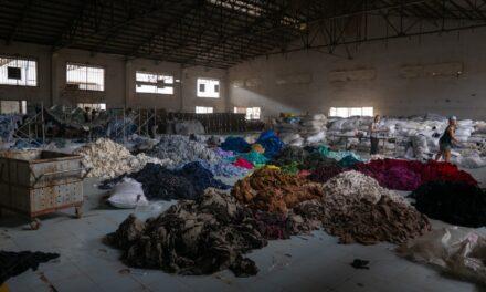 Breaking the Fast Fashion Cycle: The Importance of Sustainable Fashion for a Better Future