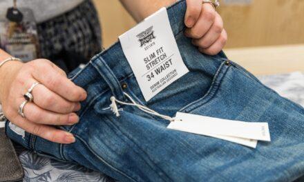 9 Quick Details On How to Buy Jeans That Fit Online.