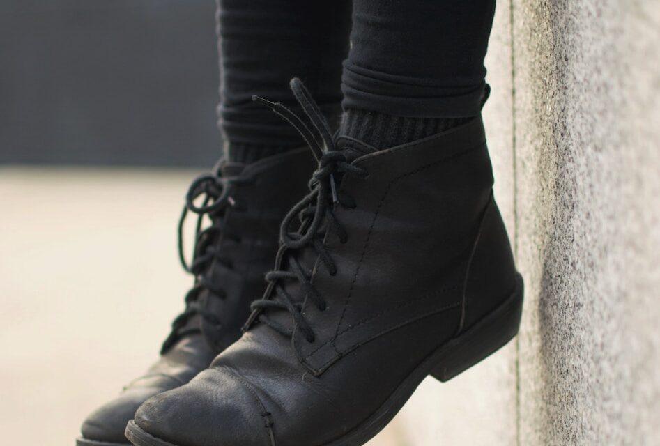 How to Wear Black Leggings with Ankle Boots