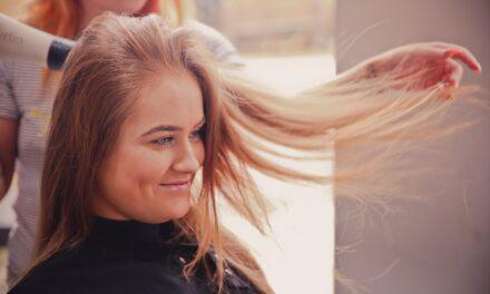 Debunking the Myth: The Truth About Dry Shampoo and Greasy Hair